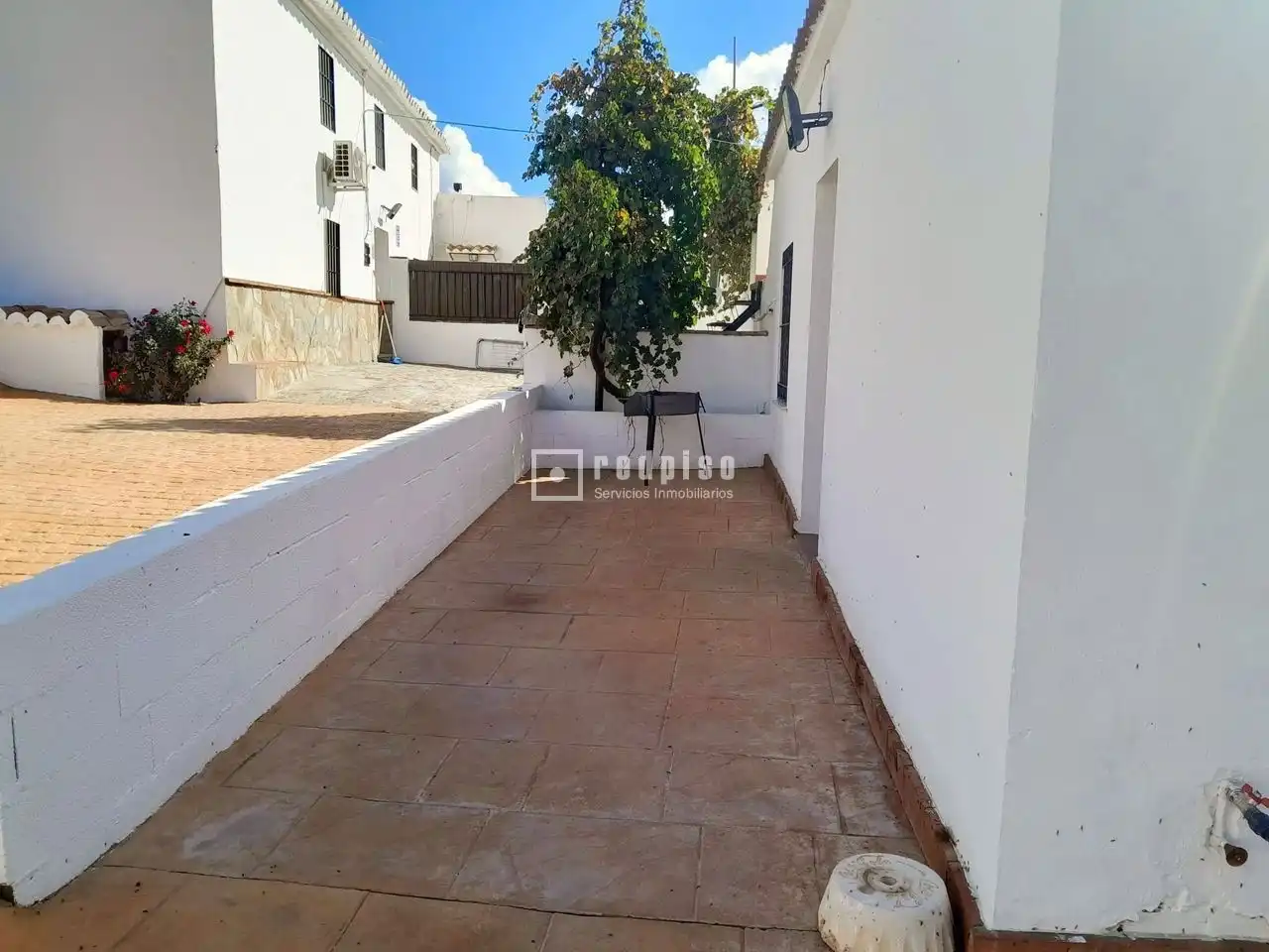 Exterior view of Apartments for rent in Málaga  with Air Conditioner, Heating and Terrace