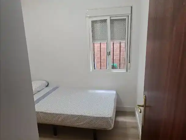 Bedroom of Flat for share in Reina Victoria - Matadero 
