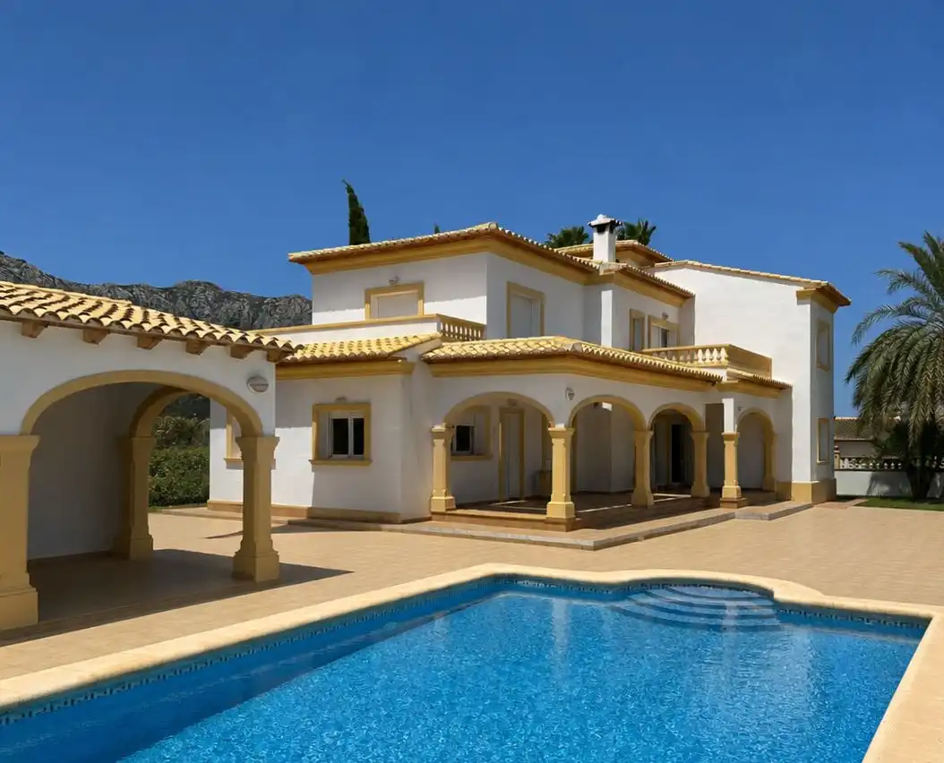 Chalet con terraza en venta en Beniarbeig