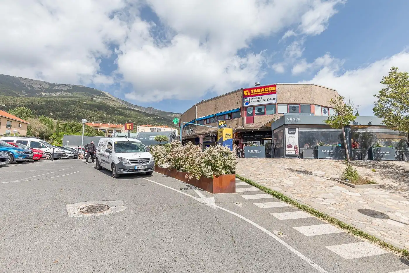Exterior view of Commercial properties for sale in San Lorenzo de El Escorial