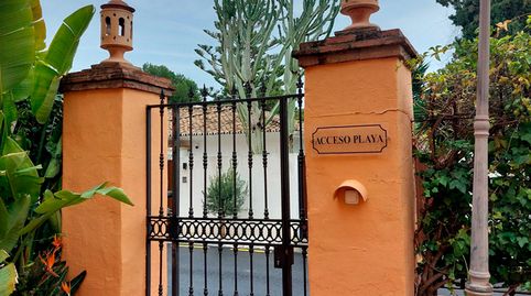 Foto 2 de Àtic en venda a Calle de la Rosa, Paraiso - Barronal, Estepona