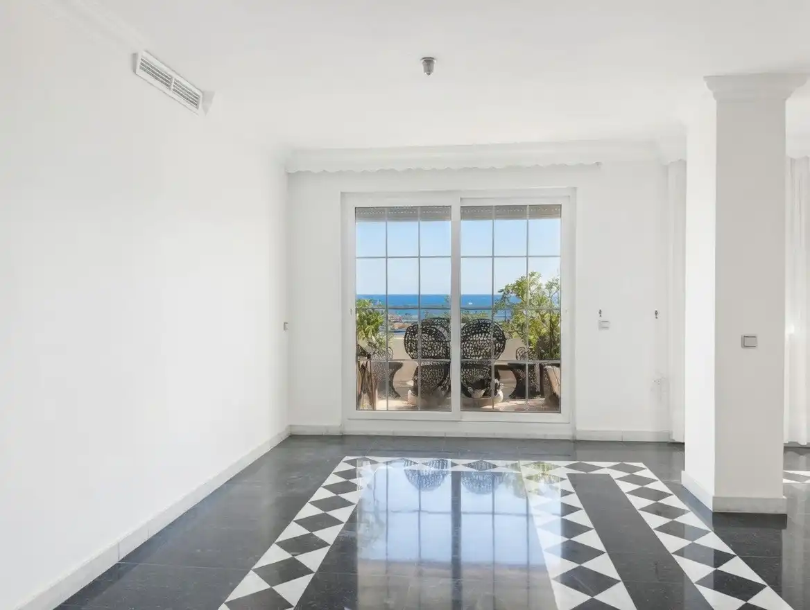 Dining room of Attic for rent in Marbella  with Heating, Private garden and Swimming Pool