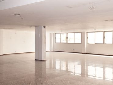 Office space with lift to rent in CALLE BRUC 129