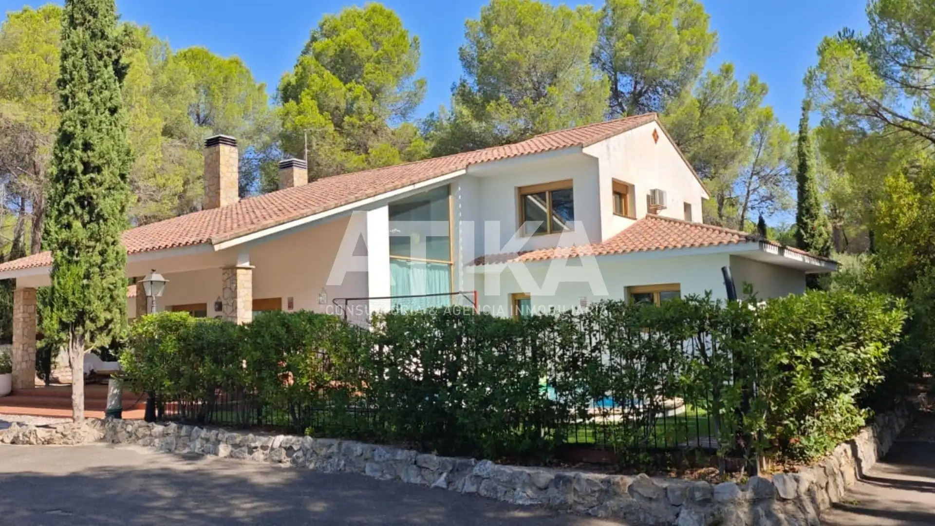 Exterior view of Houses for sale in Ontinyent  with Air Conditioner, Heating and Private garden