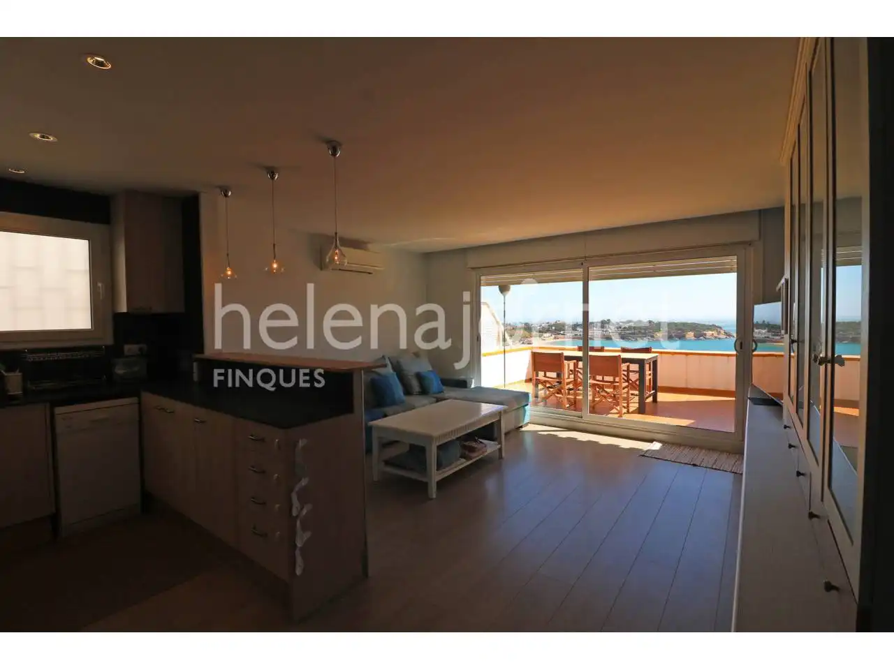 Flat for sale in Sant Feliu de Guíxols  with Air Conditioner, Heating and Terrace
