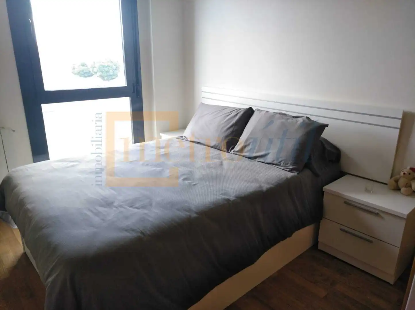 Flat for rent in Calle Juan Maluquer, La Platina- Hospital - Campus
