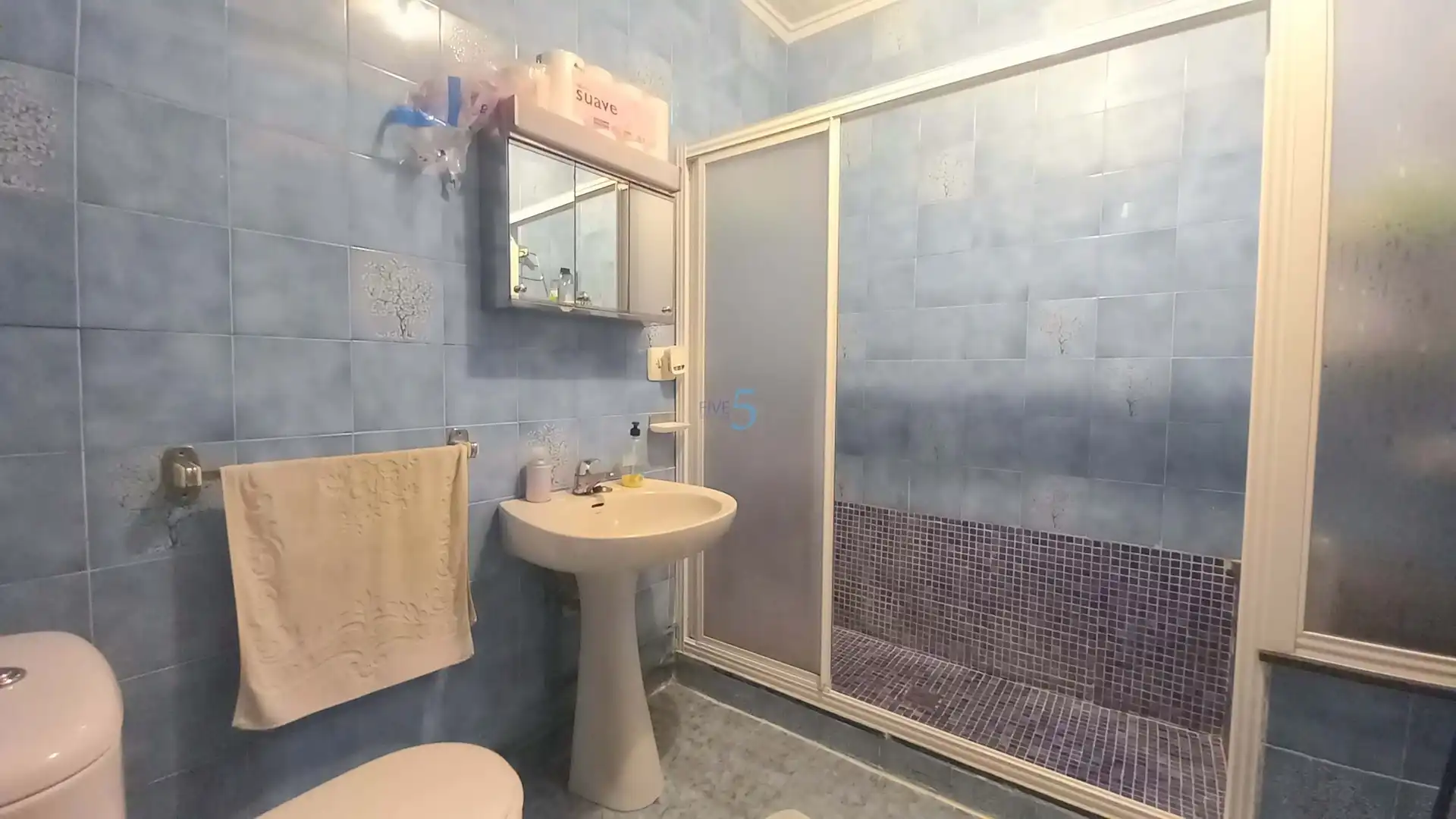 Bathroom of Flat for sale in Los Montesinos  with Storage room and Furnished