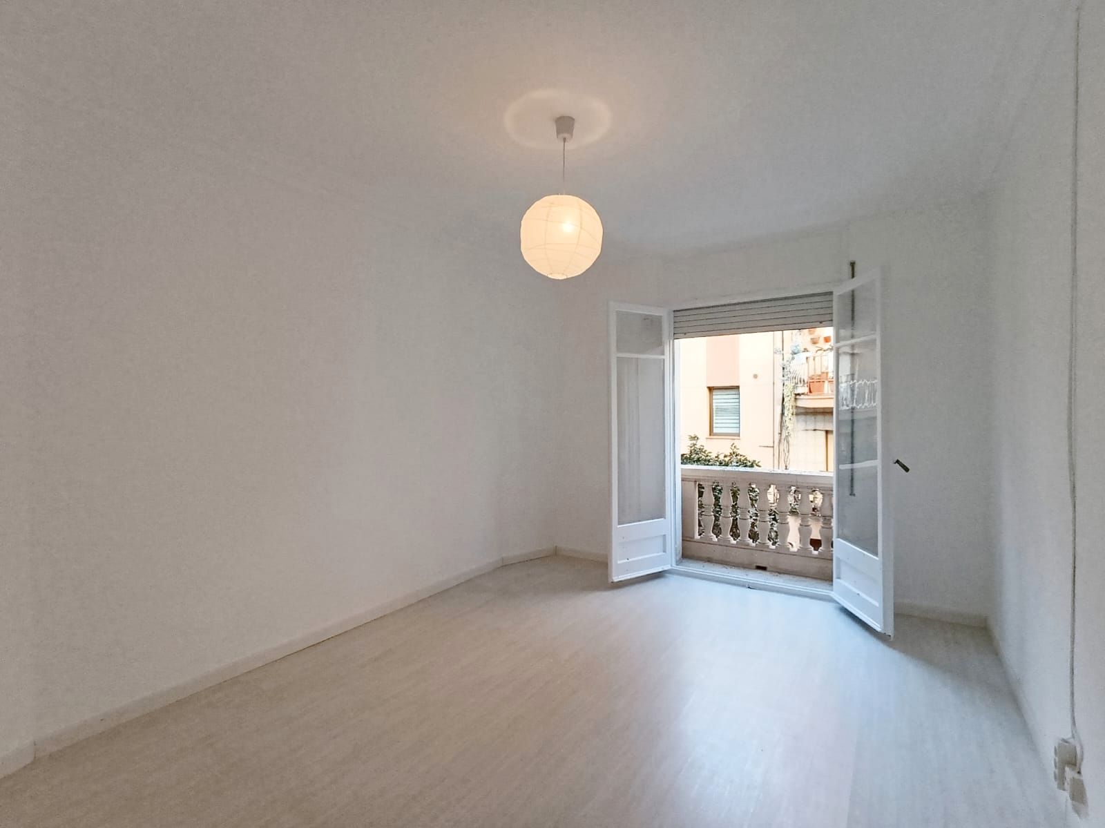 Bedroom of Flat to rent in  Barcelona Capital  with Balcony