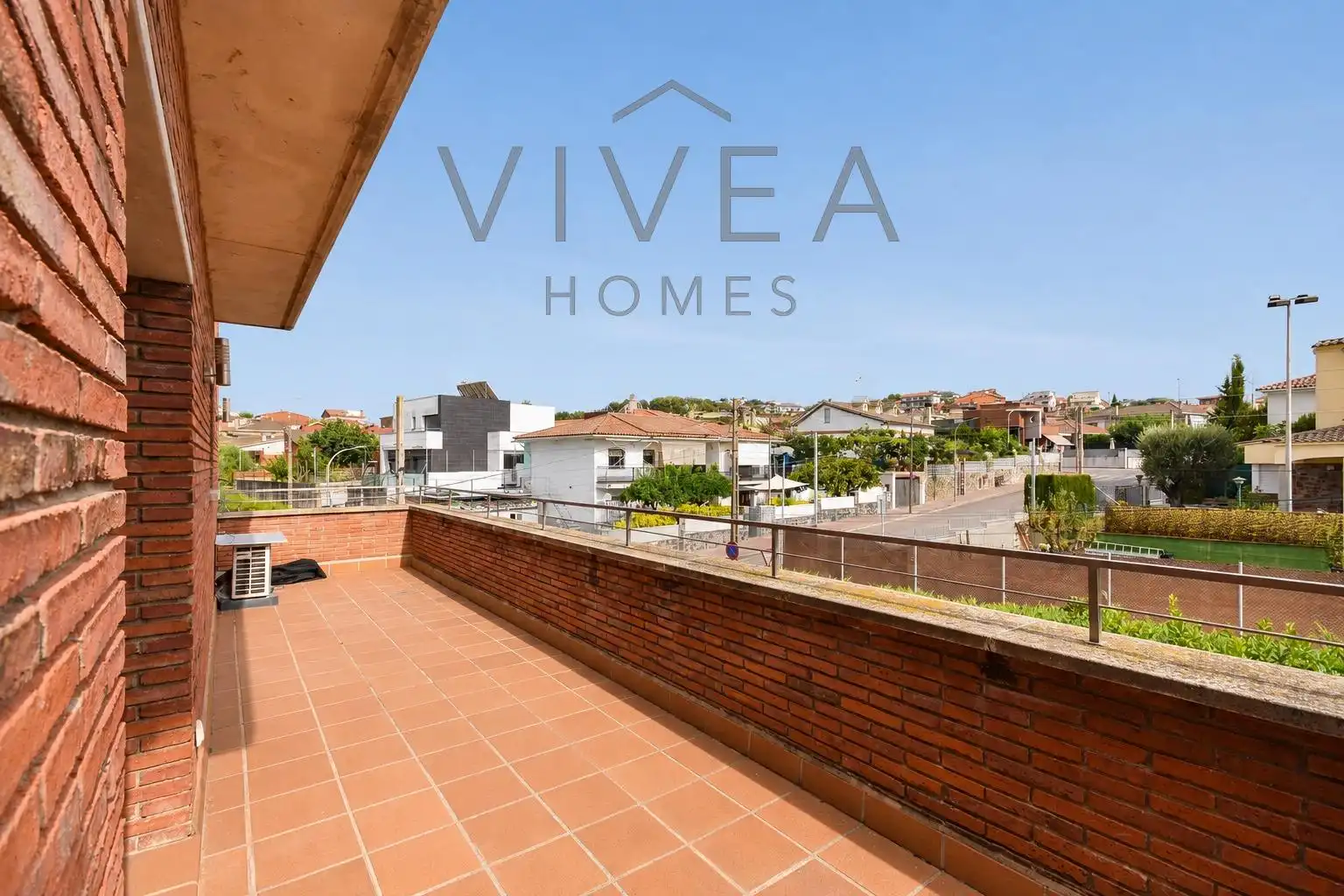 Vista exterior de Casa o chalet en venta en Sabadell con Aire acondicionado, Calefacción y Jardín privado