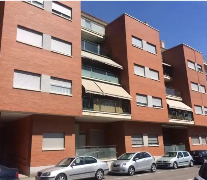 Aparcament amb ascensor en venda a Poeta Alfonso Millan, imagen 2