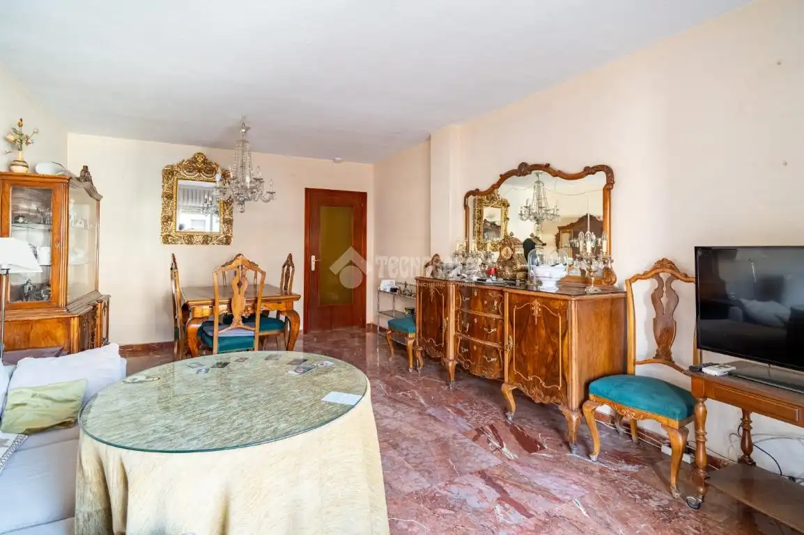 Esszimmer von Wohnung zum Verkauf in Granada