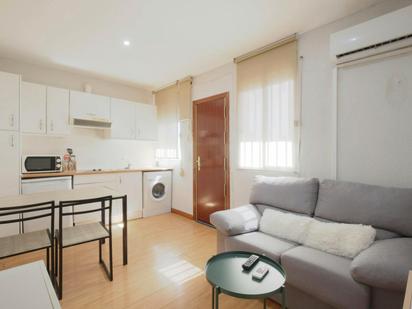 Exterior view of Flat to rent in  Madrid Capital  with Air Conditioner, Heating and Furnished