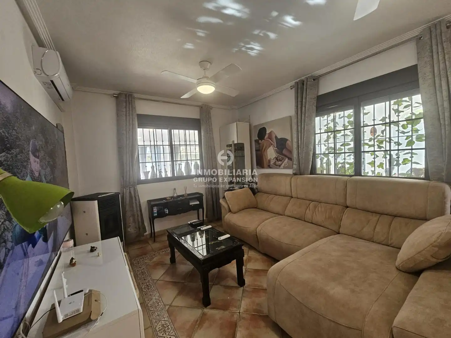 Sala de estar de Casa o chalet en venta en Hondón de las Nieves / El Fondó de les Neus con Aire acondicionado, Calefacción y Jardín privado