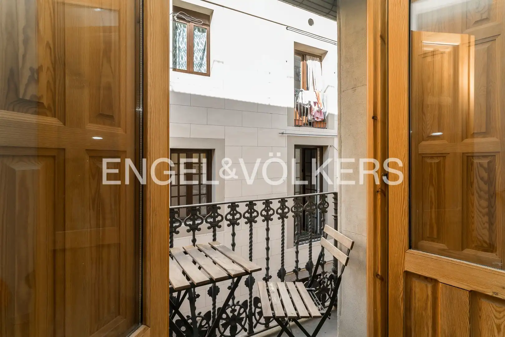 Balcony of Flat for rent in Barcelona  with Air Conditioner, Heating and Storage room
