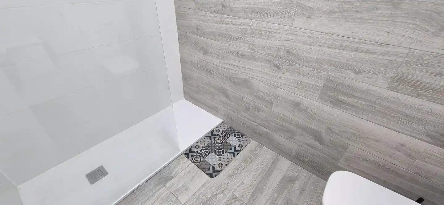 Badezimmer von Wohnung zum Verkauf in Elche / Elx mit Möbliert