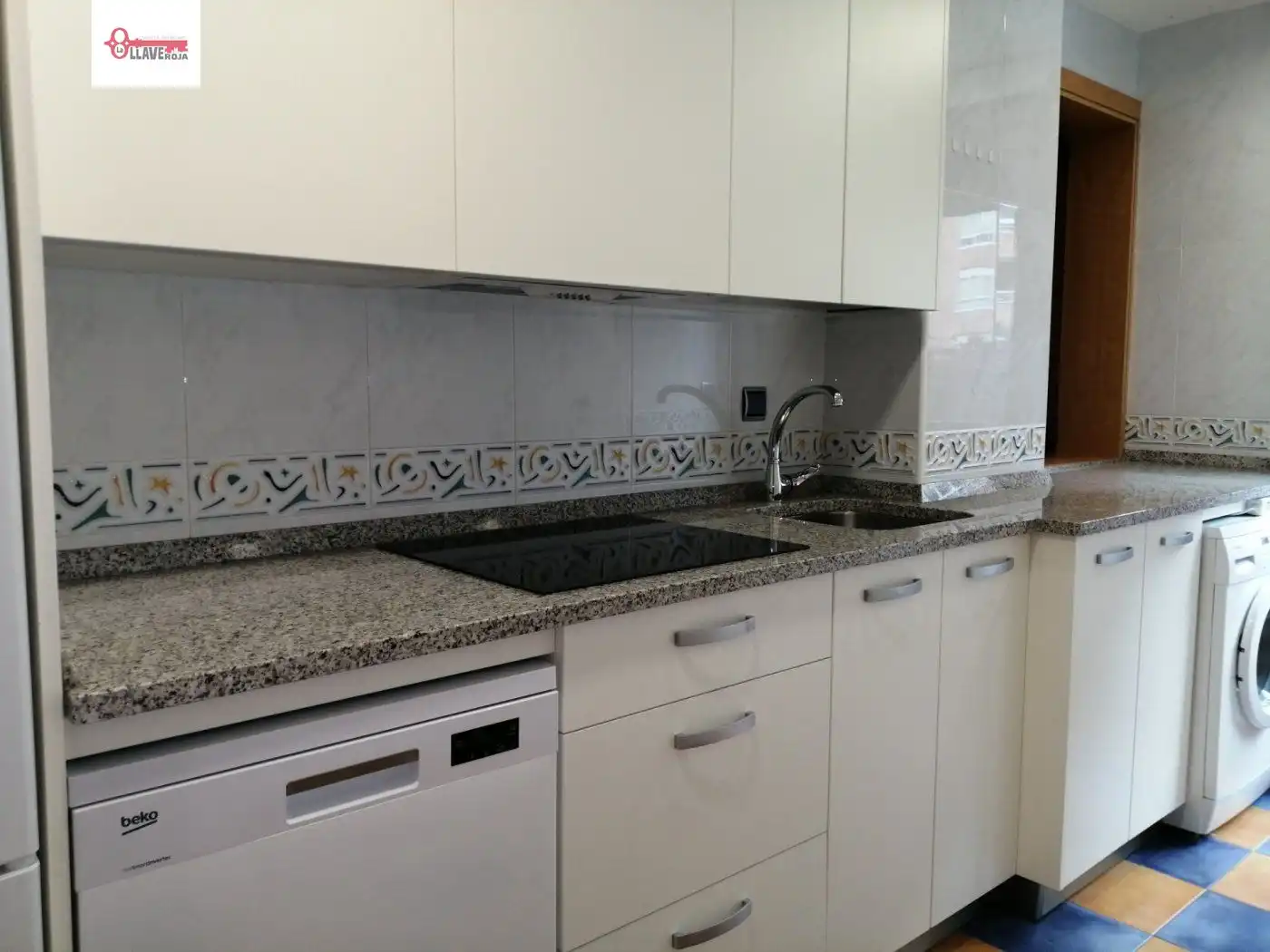 Küche von Wohnungen zur Miete in Burgos mit Heizung, Parkett und Terrasse