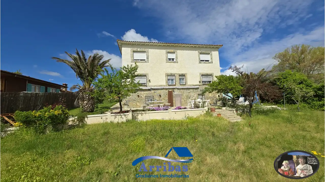 Exterior view of Houses for sale in Escalona  with Heating, Private garden and Terrace