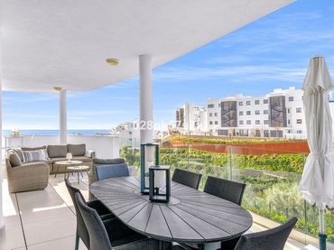 Apartament amb piscina en venda a El Higuerón