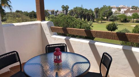 Foto 2 de Apartamento de alquiler en Avenida de la Ballena, 6, Costa Ballena Golf, Rota