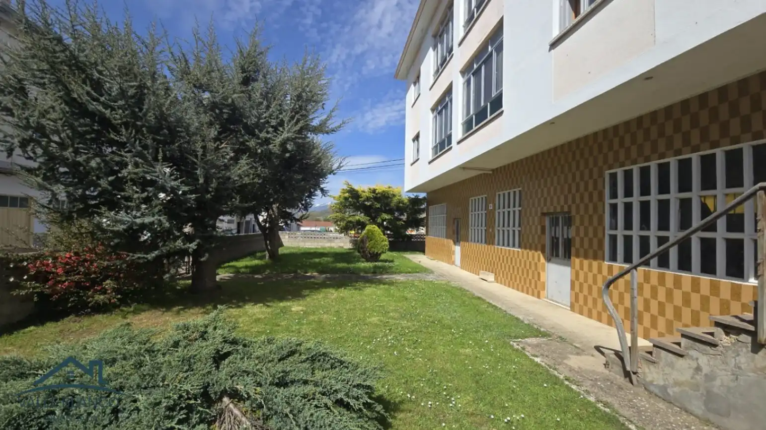 Vista exterior de Piso en venta en Campoo de Enmedio con Calefacción, Terraza y Trastero