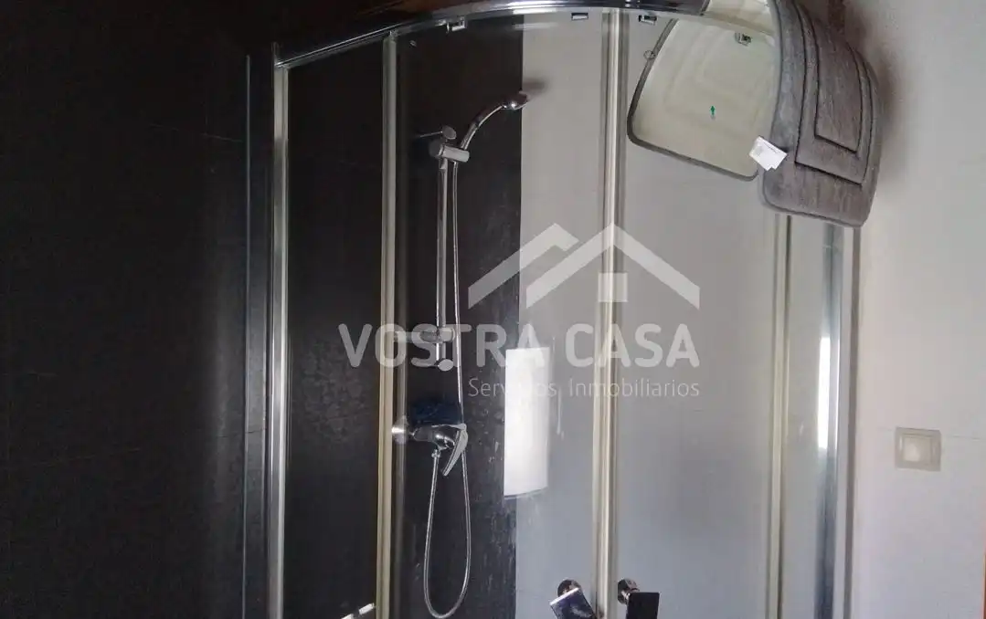 Bathroom of Detached homes for sale in Requena  with Air Conditioner, Heating and Alarm