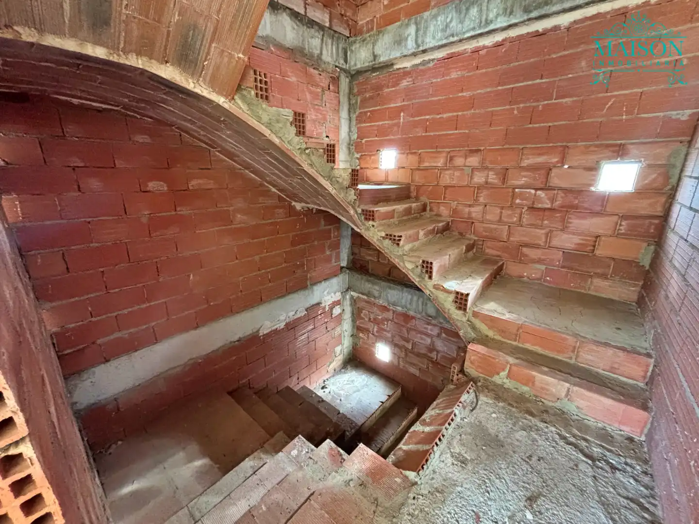 Casa adosada en venda en Eslida