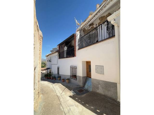 Casa-chalet en Venta en Calle San Isidro Alto, 18 en Galera