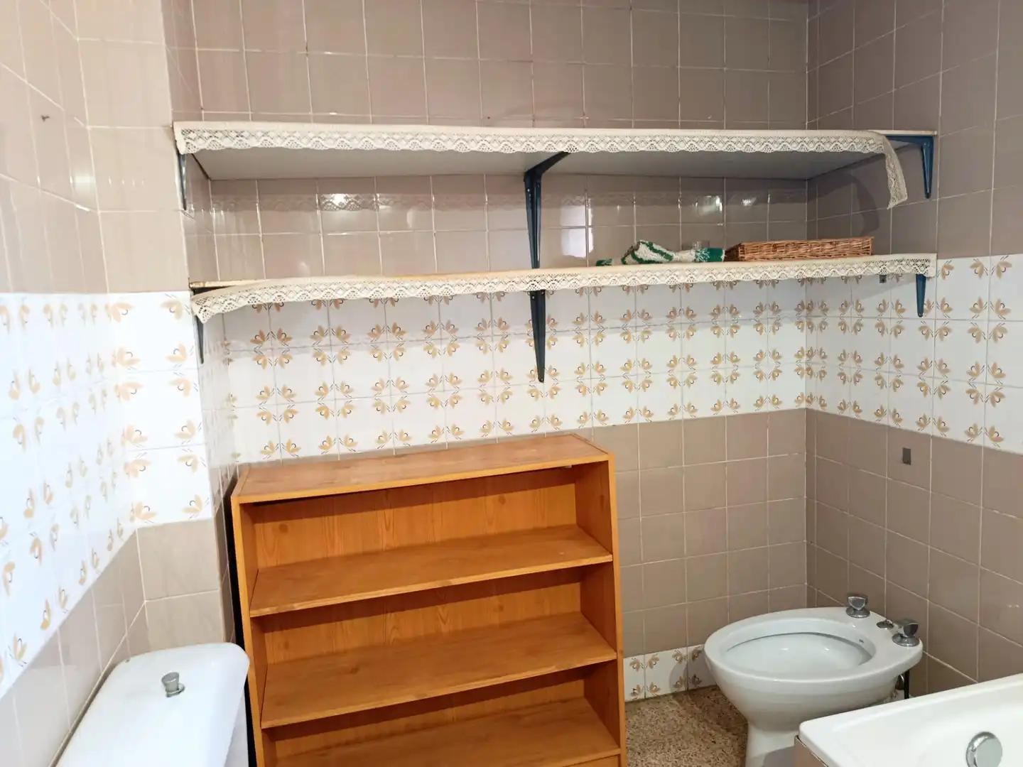 Bany de Pis en venda en Alicante / Alacant amb Balcó i Alarma