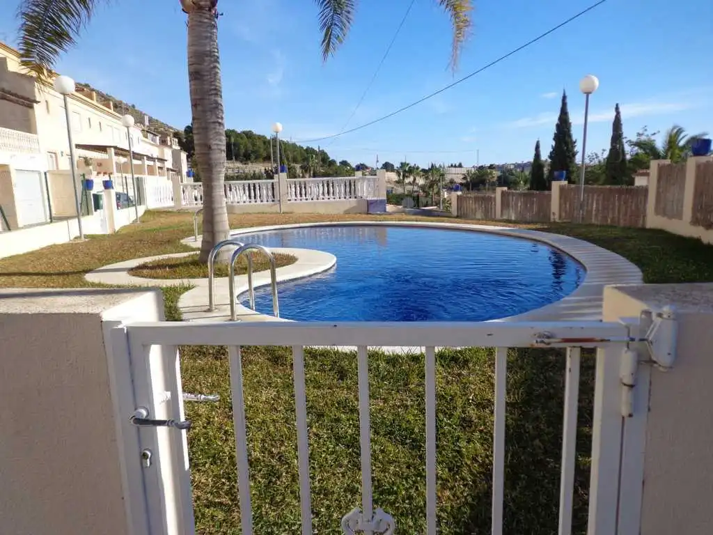 Piscina de Casa adosada en venda en Calpe / Calp amb Piscina