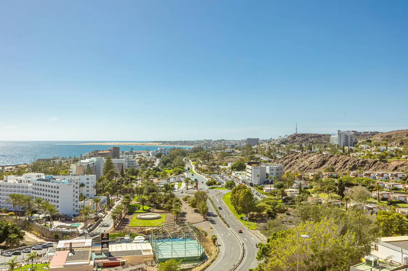 Vista exterior de Casa o chalet en venta en San Bartolomé de Tirajana con Aire acondicionado, Jardín privado y Terraza