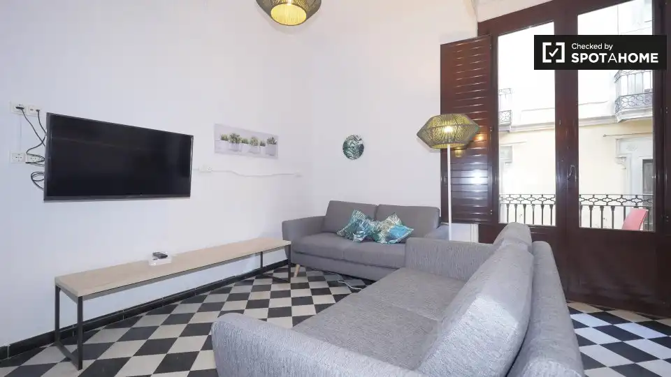 Flat with terrace to rent in Ciutat Vella, imagen 5