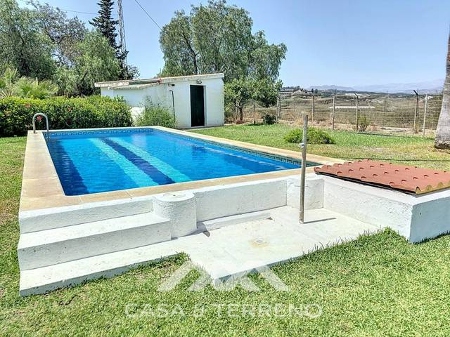 Local comercial en Venta en N/A en Viña Málaga