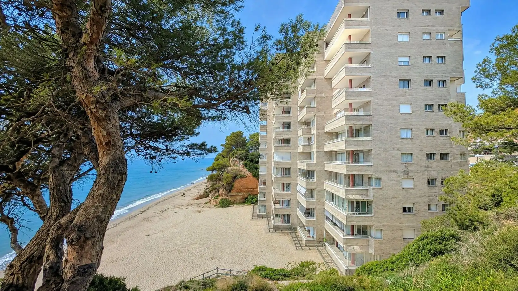 Apartamento con terraza en venta en Miami Platja