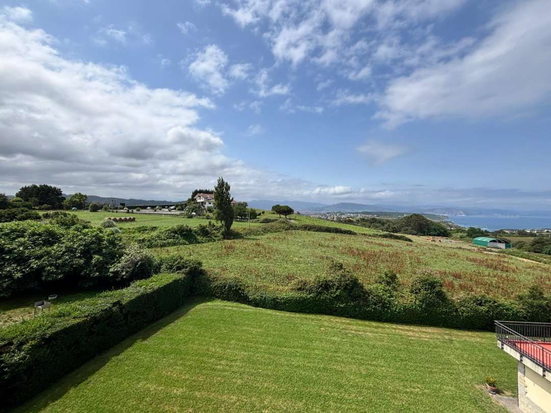 Wohnung zum verkauf in Barrika mit Privatgarten, Terrasse und Abstellraum