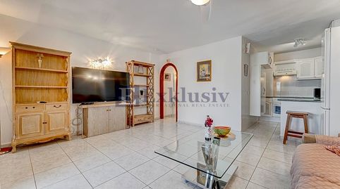 Foto 2 de Piso en venta en Juan Carlos I, Los Cristianos, Arona