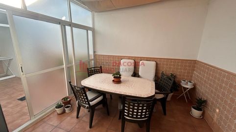 VLE904 Preciosa Casa en Planta Baja con Terraza y Chimenea