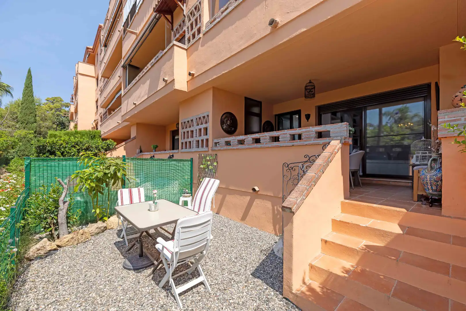 Terrace of Ground floor for sale in Marbella  with Air Conditioner, Heating and Private garden