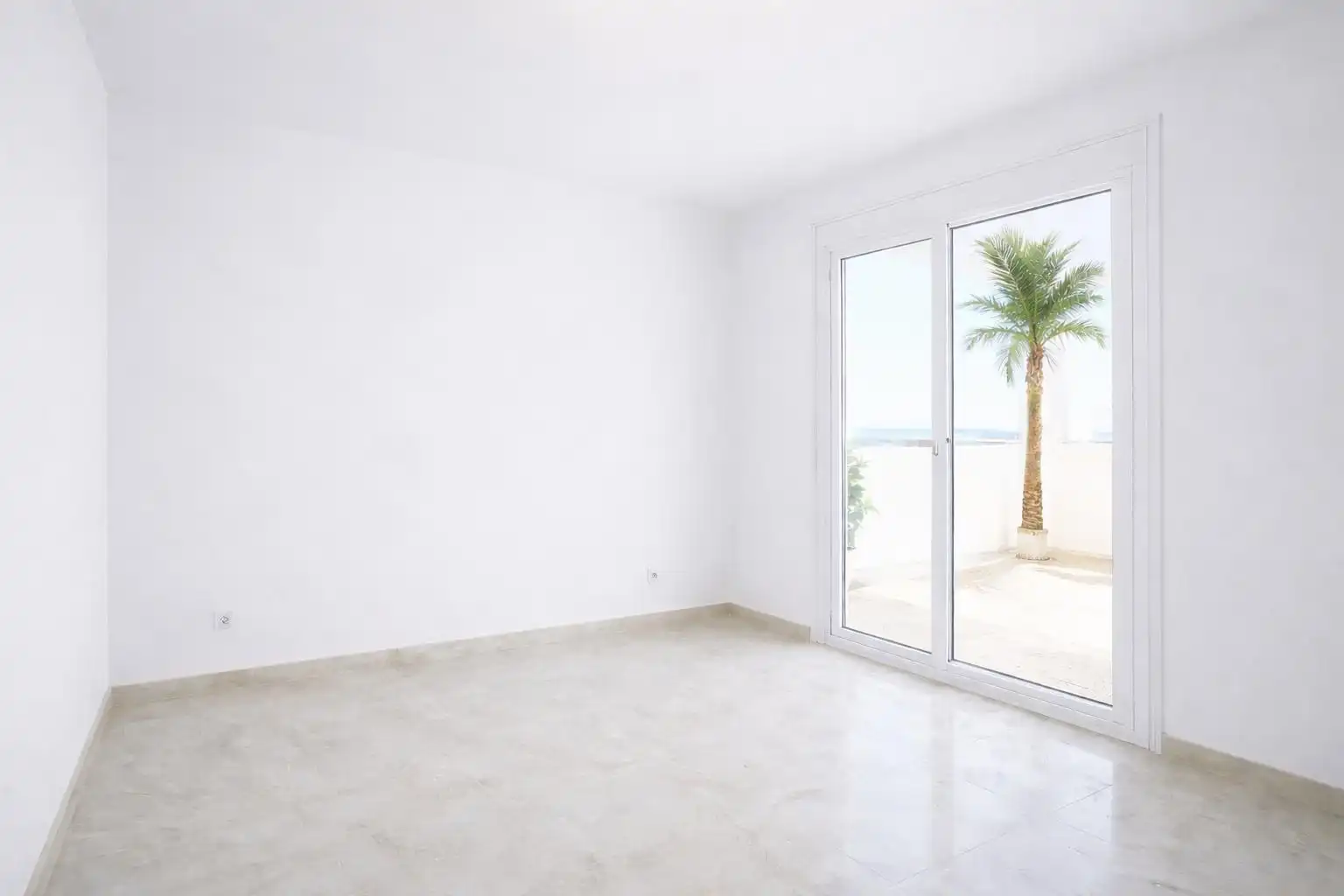 Dormitori de Apartament en venda en Estepona amb Aire condicionat, Calefacció i Jardí privat
