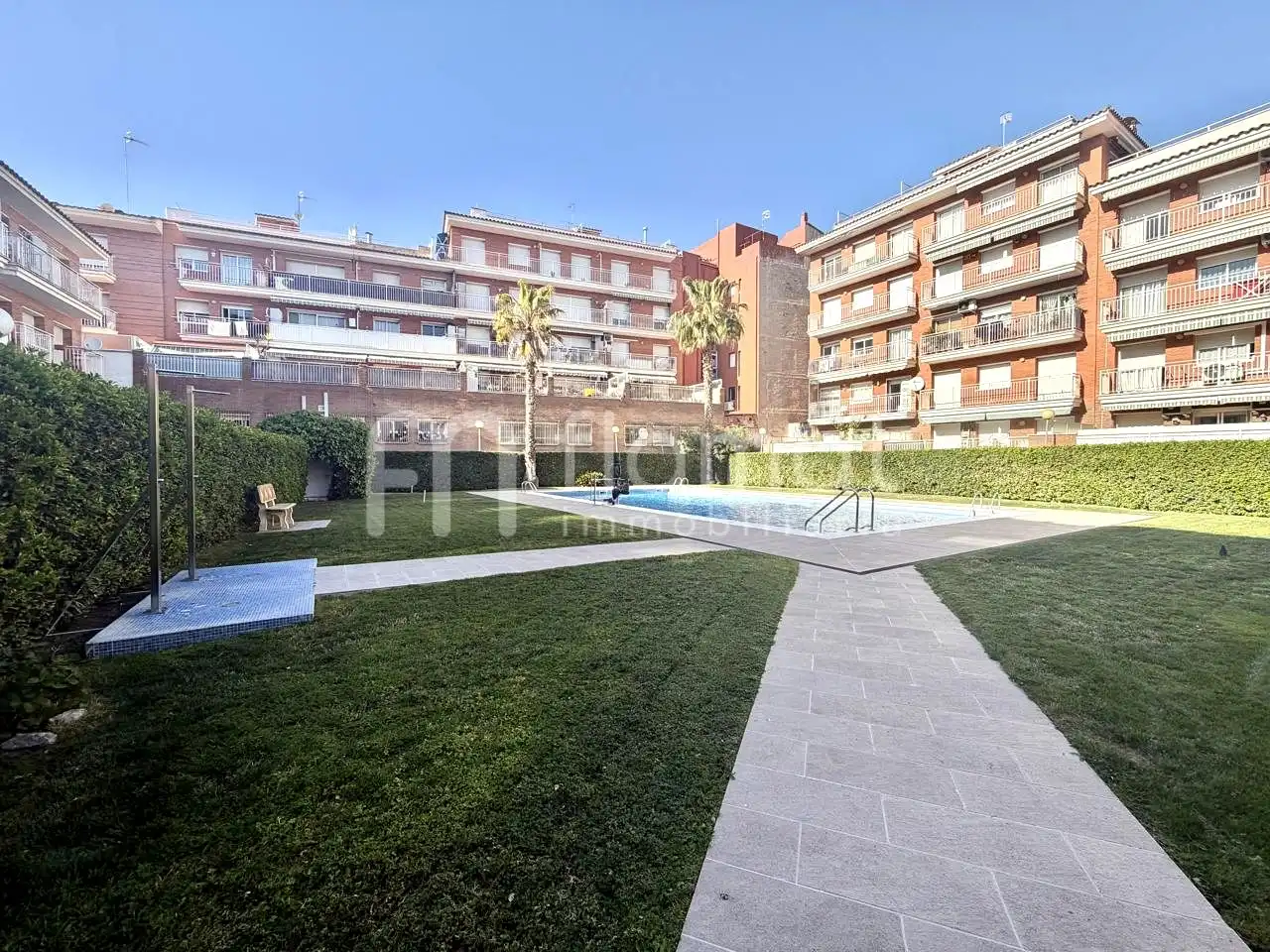 Außenansicht von Dachboden zum Verkauf in Malgrat de Mar mit Klimaanlage und Terrasse