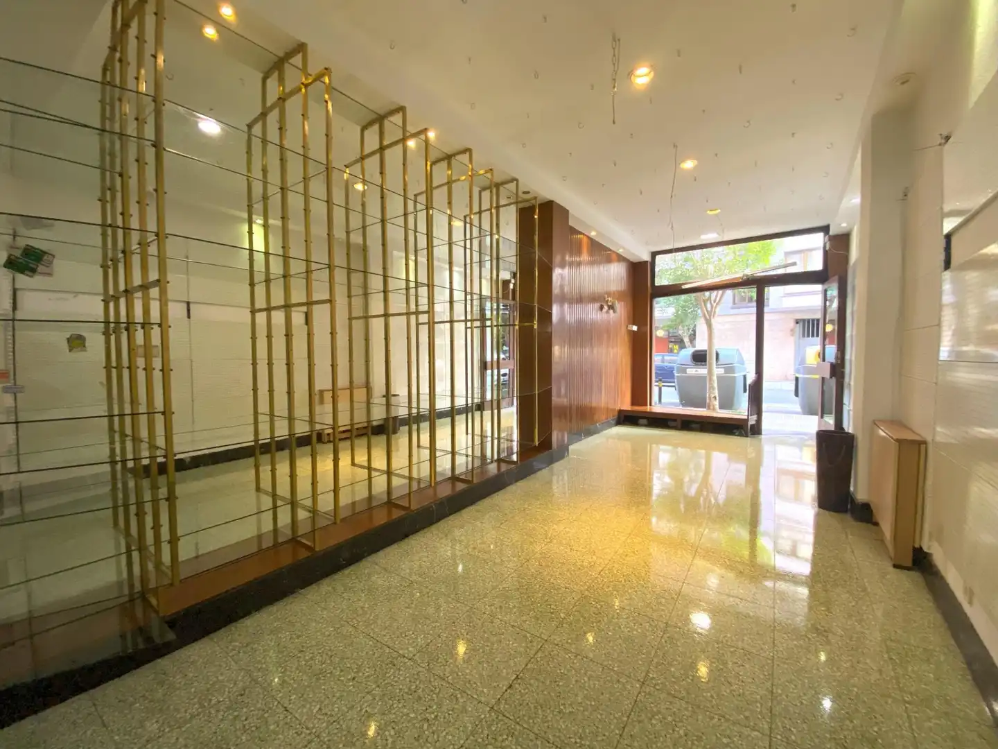 Business premises to rent in Calle Calle de Andrés Larrazabal, imagen 4