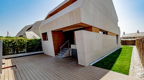 Foto 2 de Casa adosada en venta en Calle de Cosme Damián Churruca, 6, Cortijo Sur, Madrid