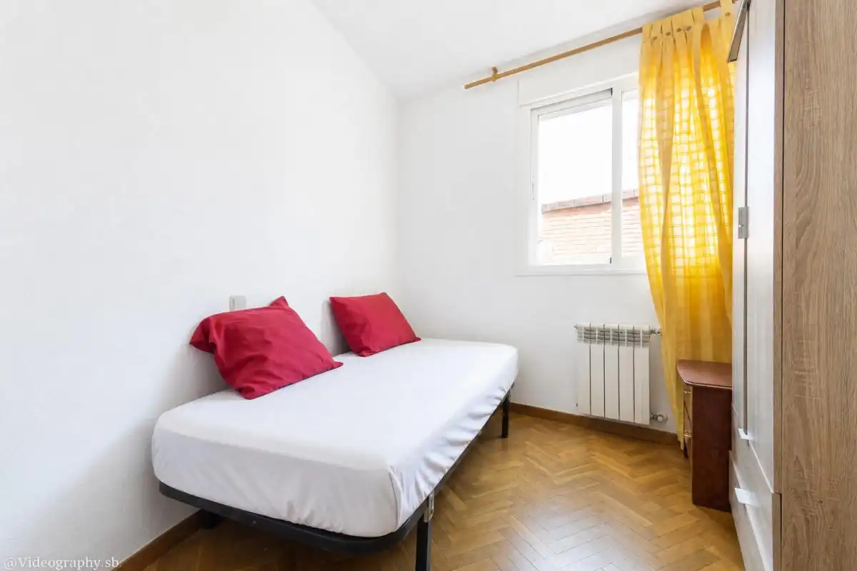 Piso con ascensor en venta en Cuesta del Caz, imagen 17