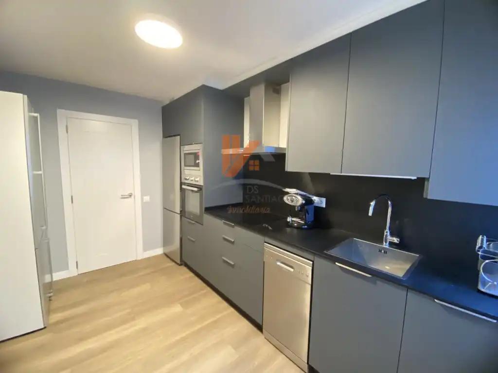 Cocina de Piso de alquiler en Santiago de Compostela 