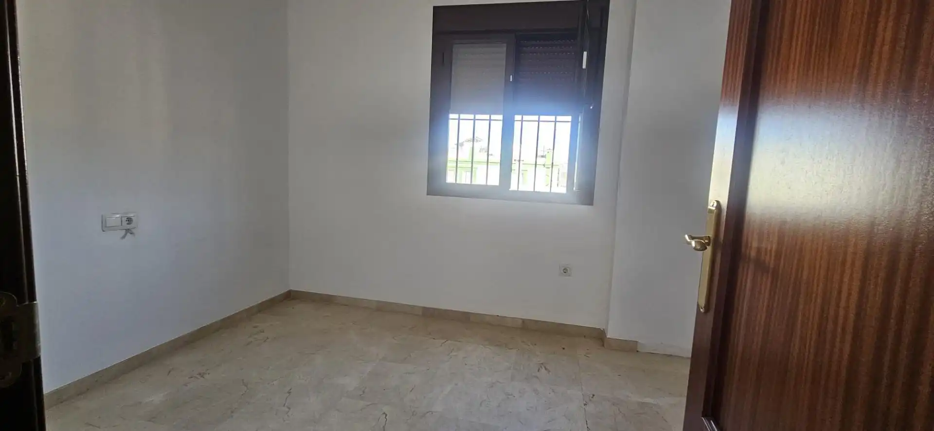 Casa con giardino in vendita a Brenes, imagen 6
