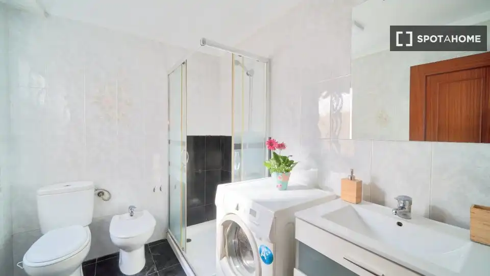Room in La Victoria