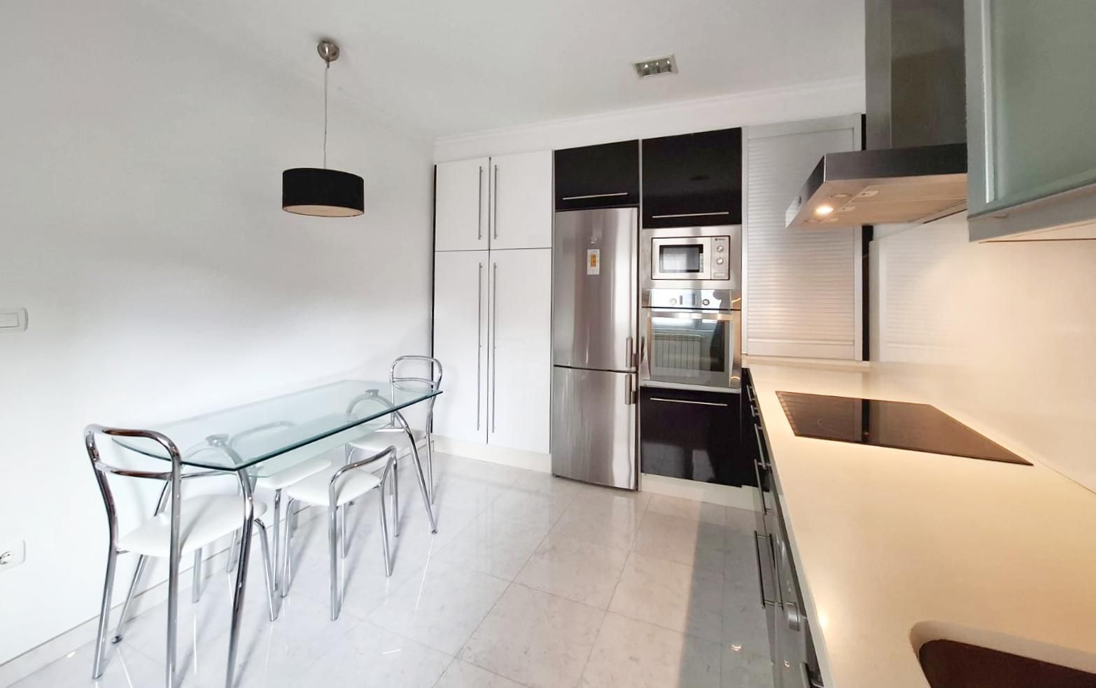 Cuina de Apartament en venda en Mieres (Asturias) amb Calefacció