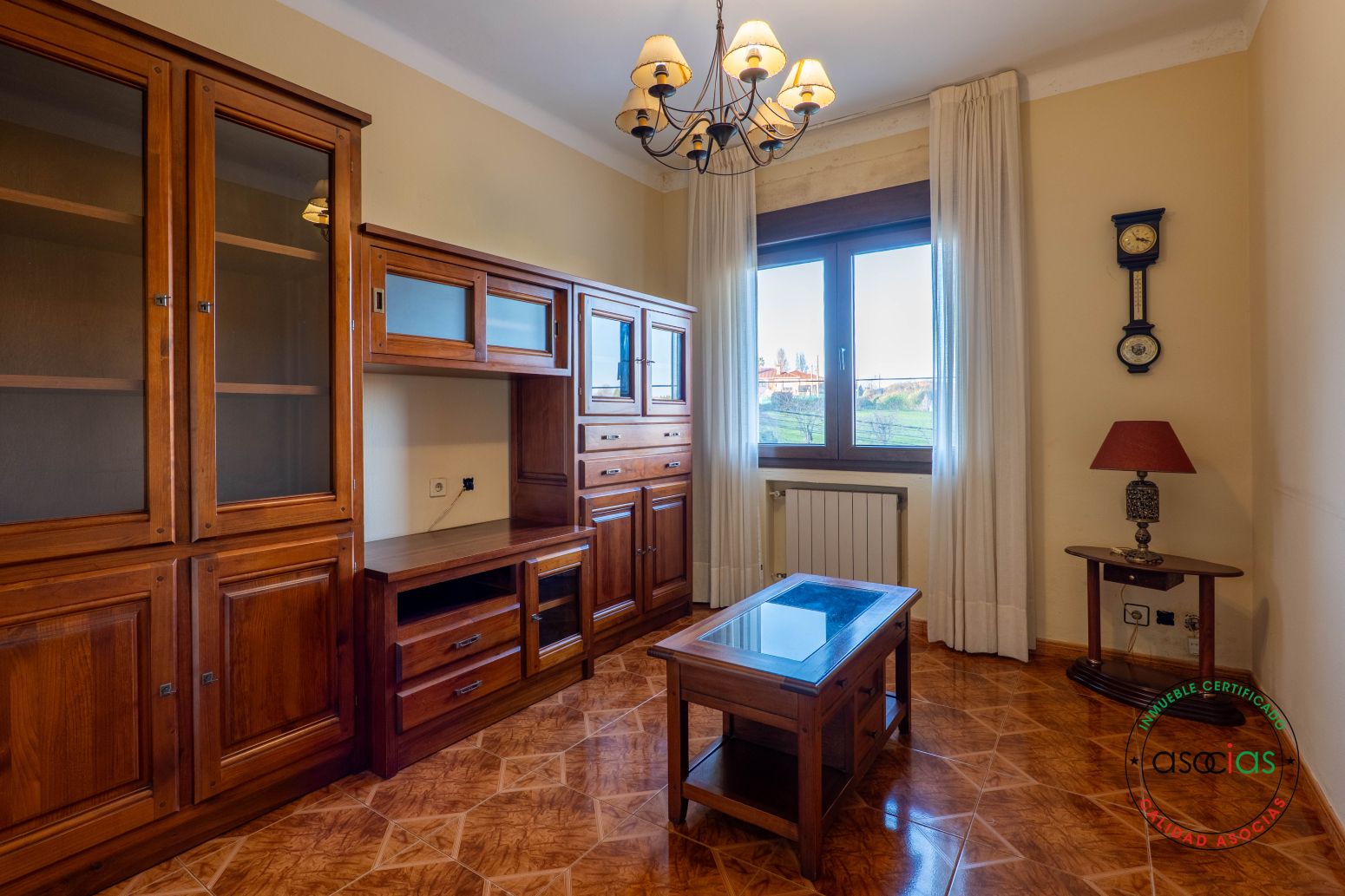 Sala de estar de Piso en venta en Gijón  con Calefacción y Jardín privado