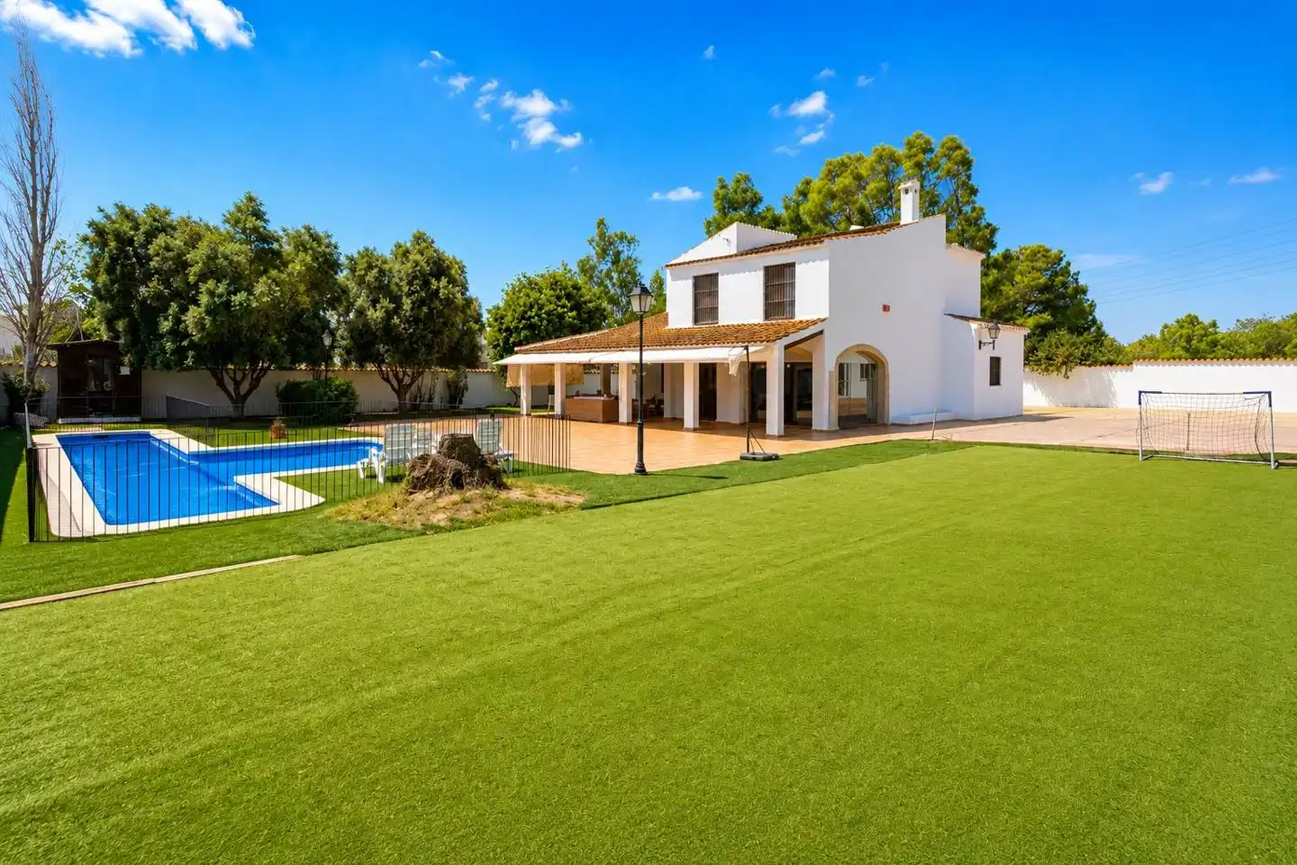 Jardín de Casa o chalet en venta en Santa Pola con Calefacción, Jardín privado y Parquet
