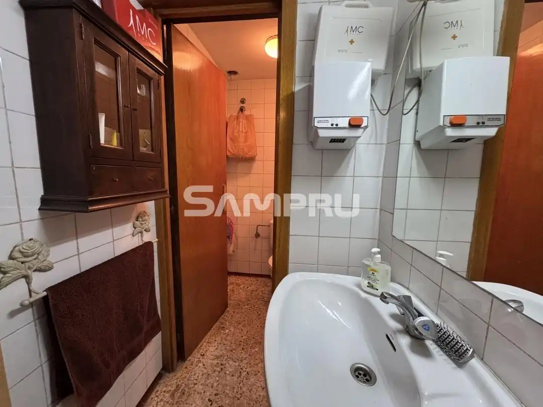 Baño de Local en venta en Vitoria - Gasteiz
