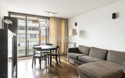 Living room of Apartment for sale in  Barcelona Capital  with Air Conditioner, Heating and Parquet flooring